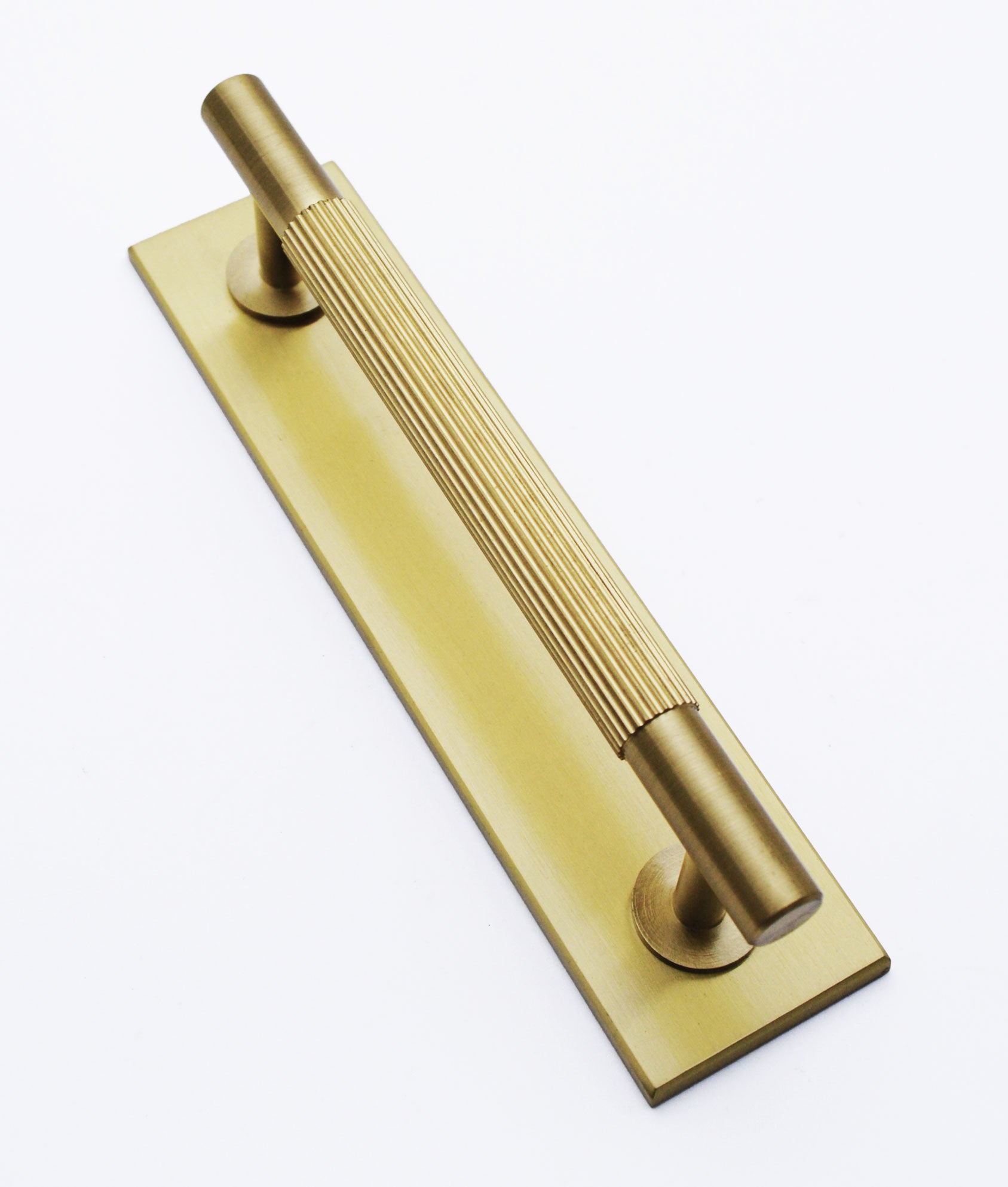 Wilton Linear Cabinet Pull Handle on Rectangular Plate