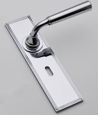 Montagu Plain Lever on Plate