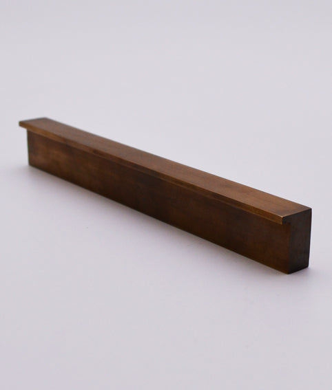 Attius Door Edge Pull Handle