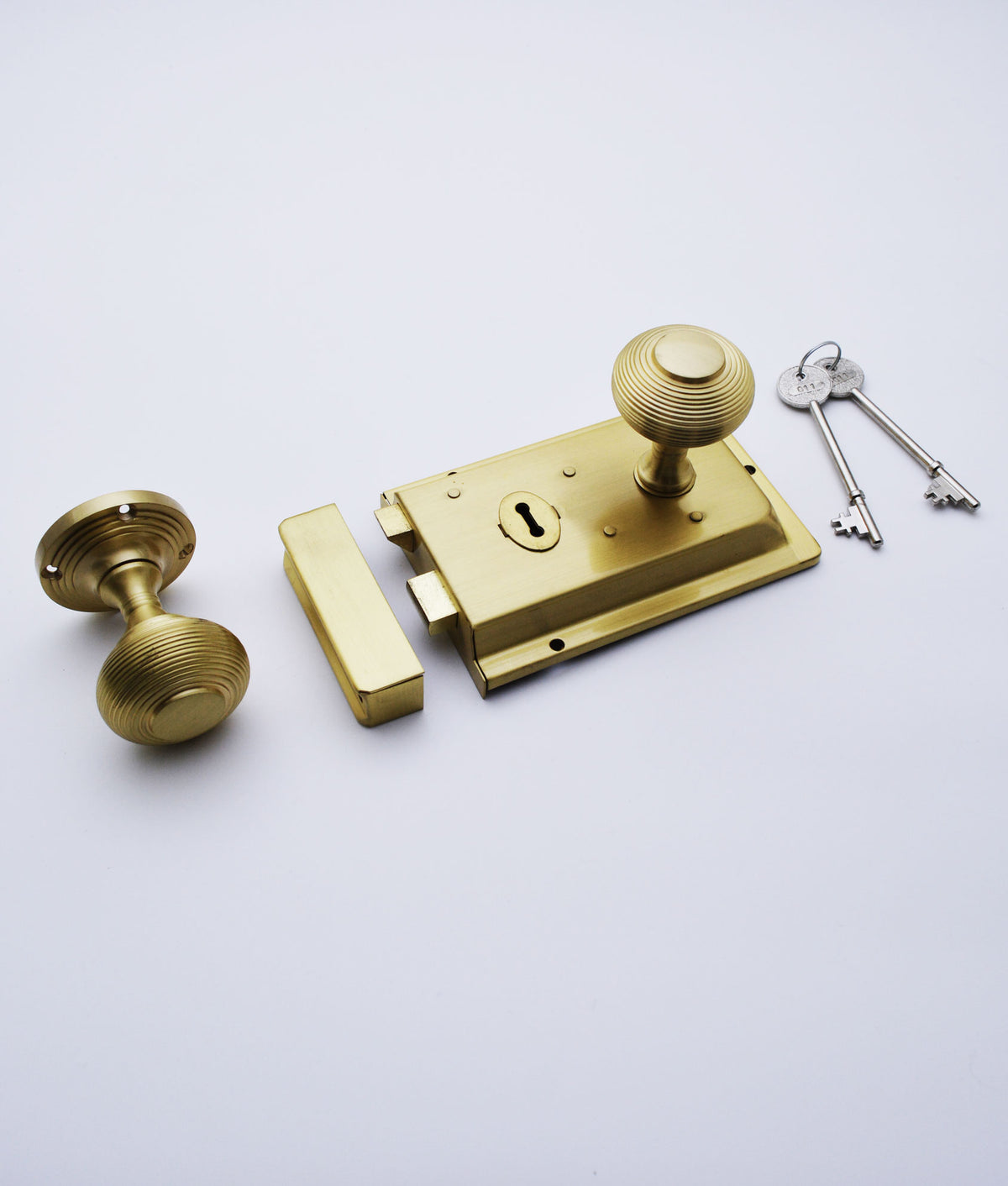 Traditional Box Rim Lock c/w 52mm Reeded Bun Knob Set | A&H Brass