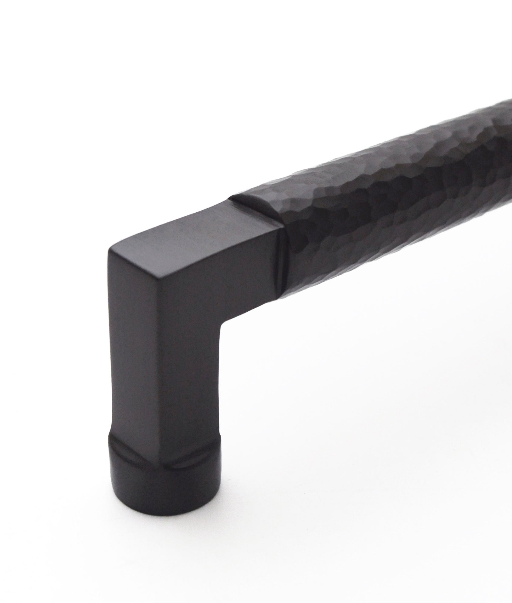 Cadiz Rooks Hammered Cabinet Pull Handle, 16mm Bar