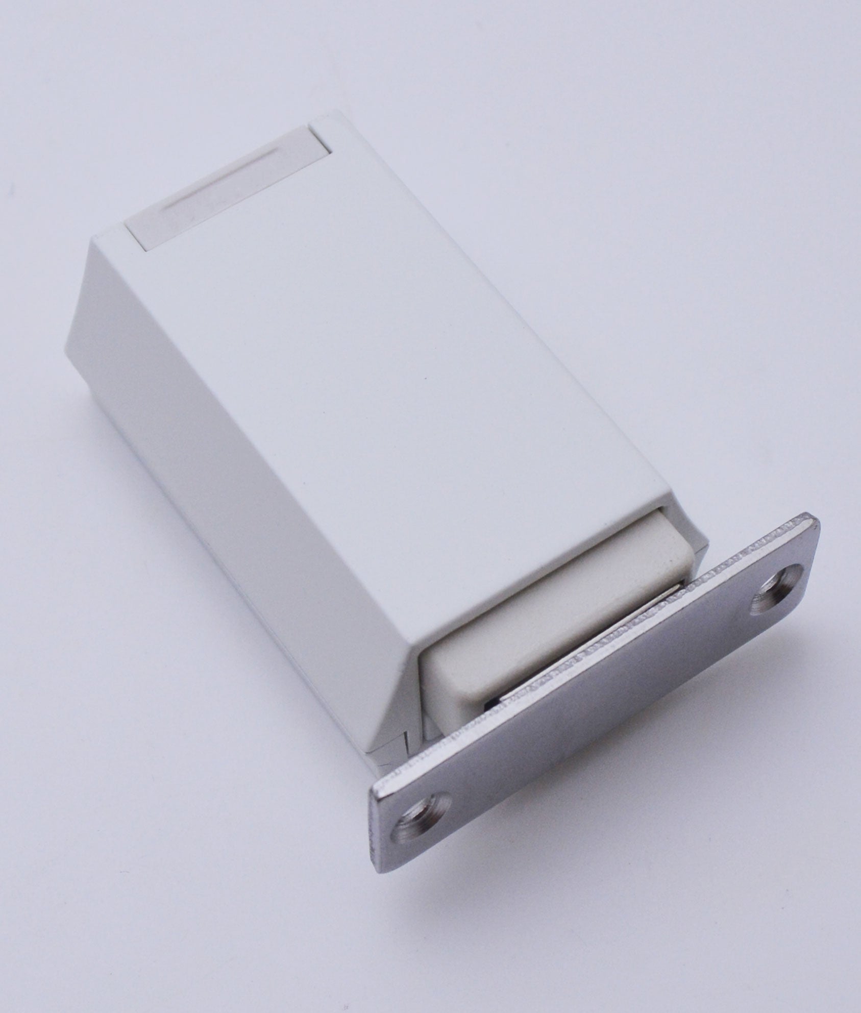 Extra Heavy Duty Metal Magnetic Touch Latch