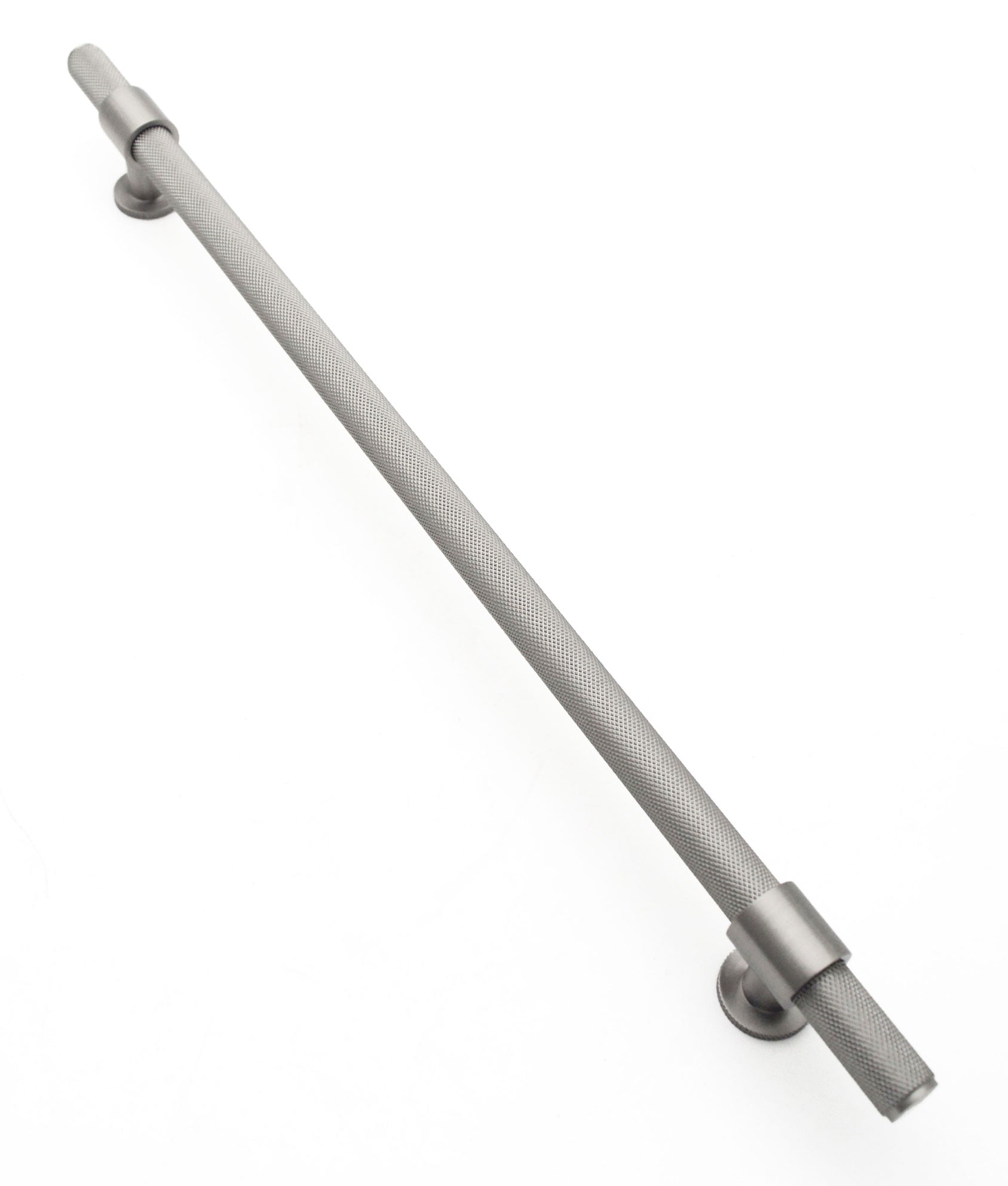 Wanamaker Knurled Cabinet Pull Handle, 14mm Bar