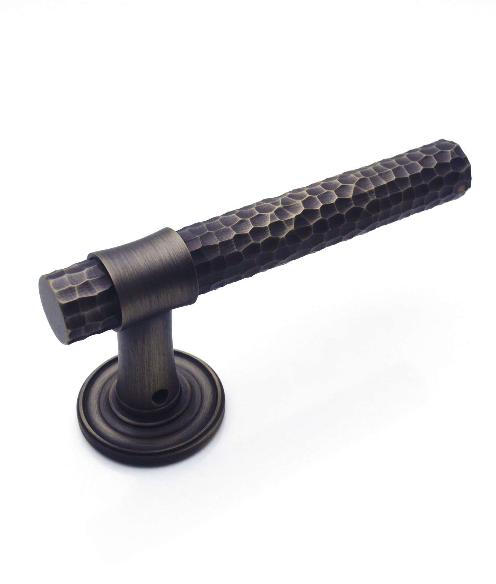 Claudius Hammered Lever on Rose