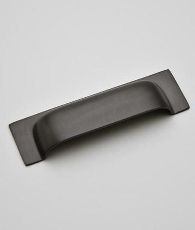Cadiz Contemporary Cup Drawer Pull