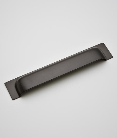 Cadiz Contemporary Cup Drawer Pull