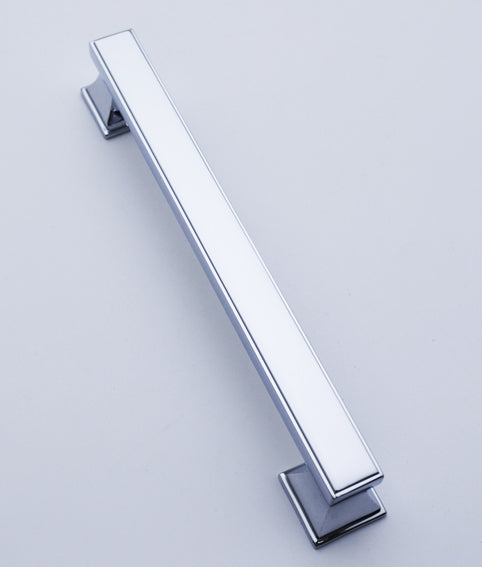 Denham Quantum Cabinet Pull Handle