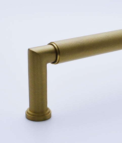 Bjorn Knurled Door Pull Handle